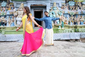 Hansika in Theeya Velai Seiyyanum Kumaru