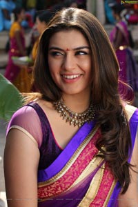 Hansika in Theeya Velai Seiyyanum Kumaru