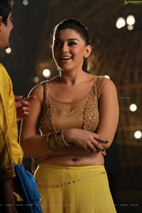 Hansika in Theeya Velai Seiyyanum Kumaru