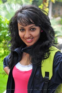 Tejaswi Madivada High Definition Photos