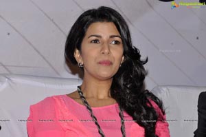 Nimrat Kaur High Quality Photos