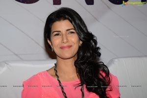 Nimrat Kaur High Quality Photos