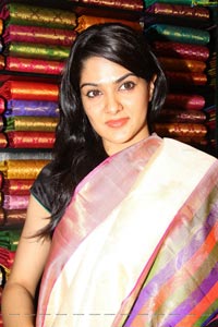 Sakshi Chowdary at Kalamandir Store, Hyderabad