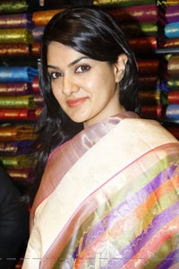 Sakshi Chowdary at Kalamandir Store, Hyderabad