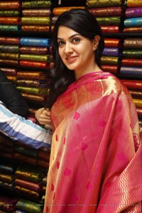 Sakshi Chowdary at Kalamandir Store, Hyderabad