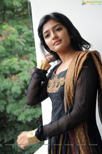 Telugu Heroine Eesha Photos