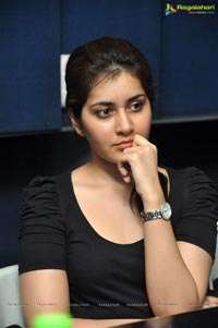 Vaarahi Chala Chaitram Heroine Sourya