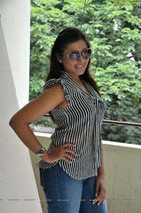 Madhu Shalini at Love Junction Platinum Disc