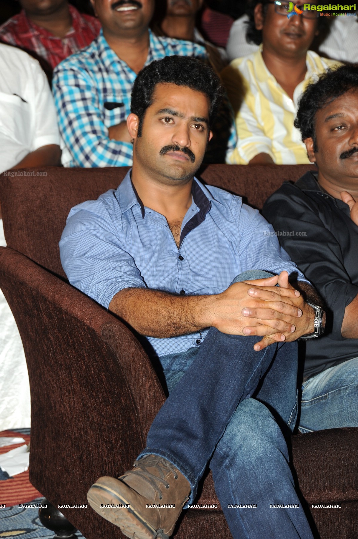 NTR at Ramayya Vasthavayya Audio Release