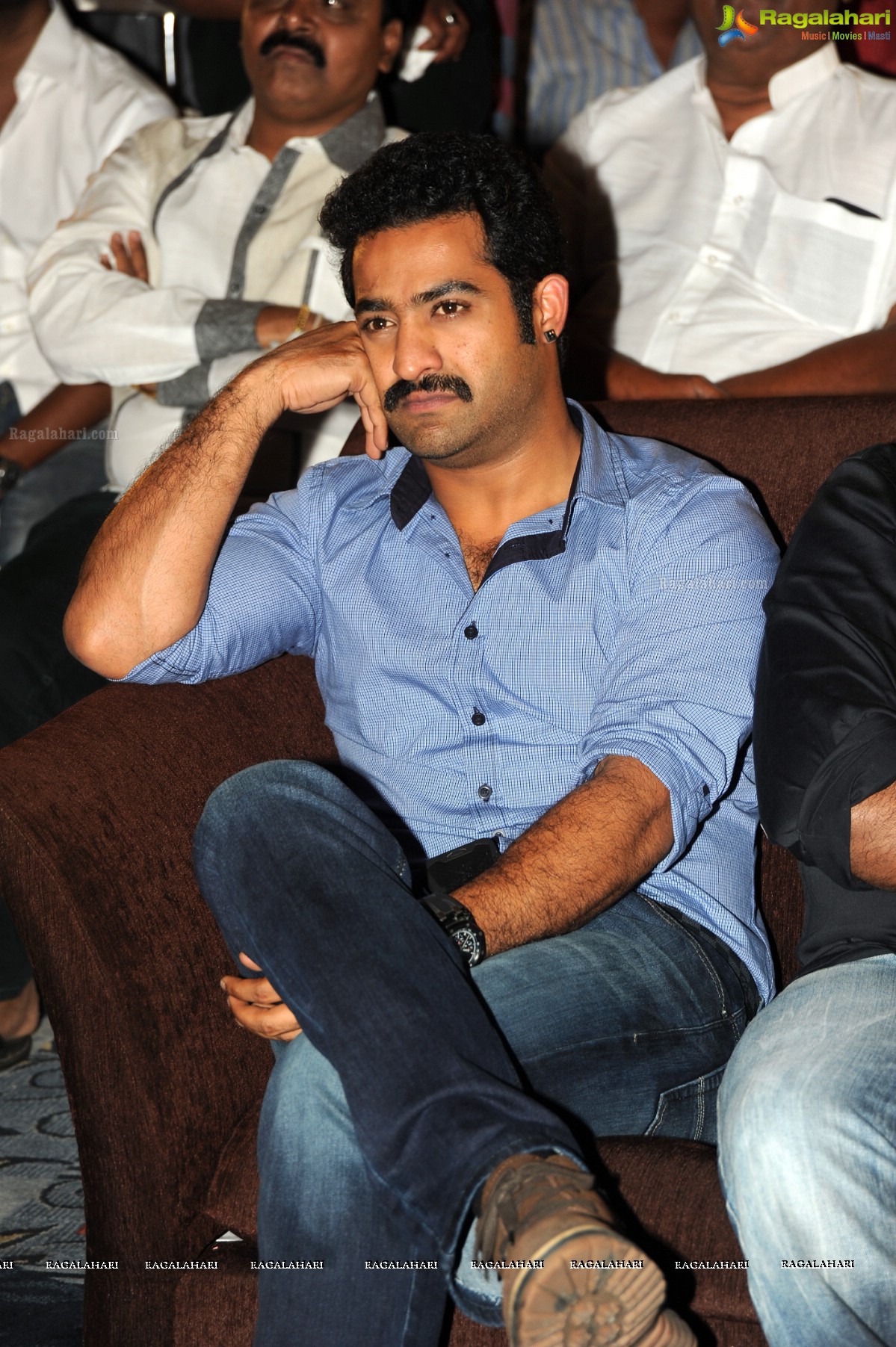 NTR at Ramayya Vasthavayya Audio Release