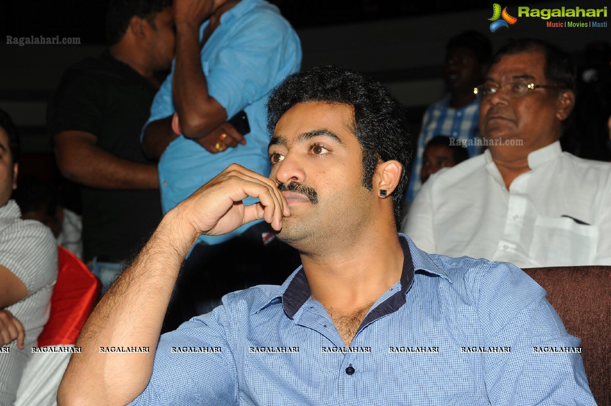 NTR at Ramayya Vasthavayya Audio Release