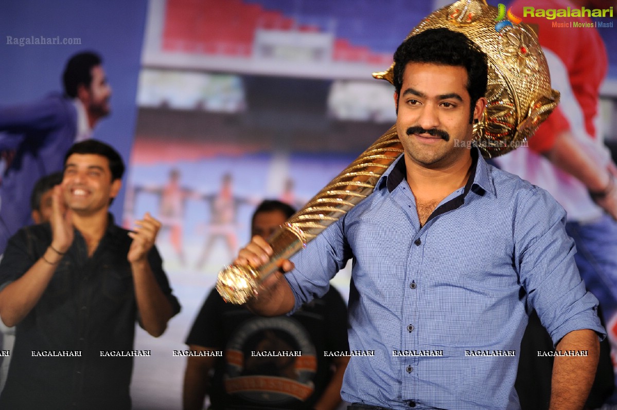 NTR at Ramayya Vasthavayya Audio Release