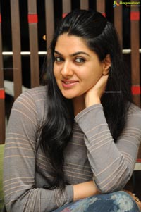 Potugadu Heroine Sakshi Chowdary