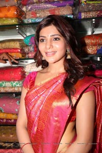 Samantha at Kalamandir Store, Hyderabad