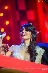 Shriya at SIIMA 2013 Photos