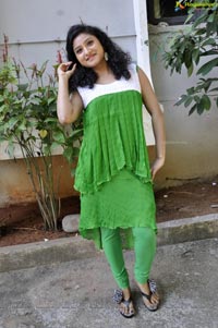 Telugu Heroine Vishnu Priya