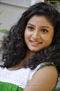 Telugu Heroine Vishnu Priya