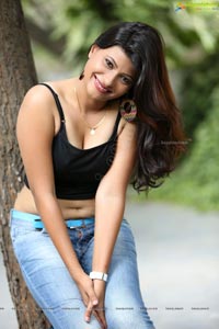 Veena Vijendar Glam Shoot