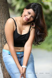 Veena Vijendar Glam Shoot