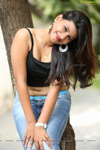 Veena Vijendar Glam Shoot