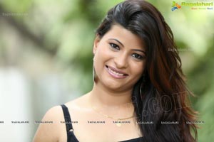 Veena Vijendar Glam Shoot