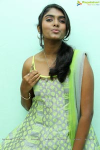 Actress Aslesha