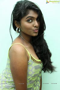 Actress Aslesha