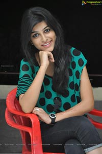 Heroine Sravani