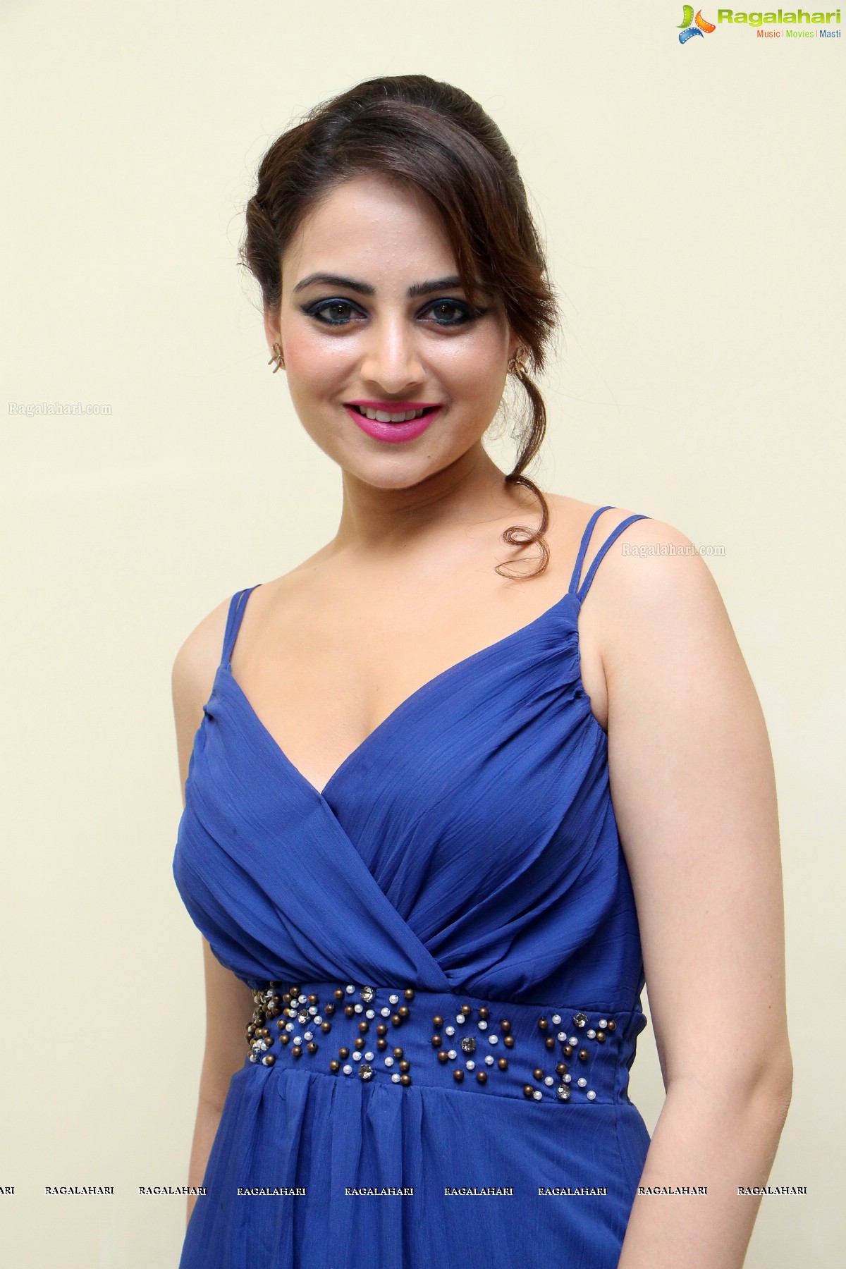 Zoya Afroz