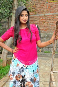 Shalini Ice Cream 2 Heroine