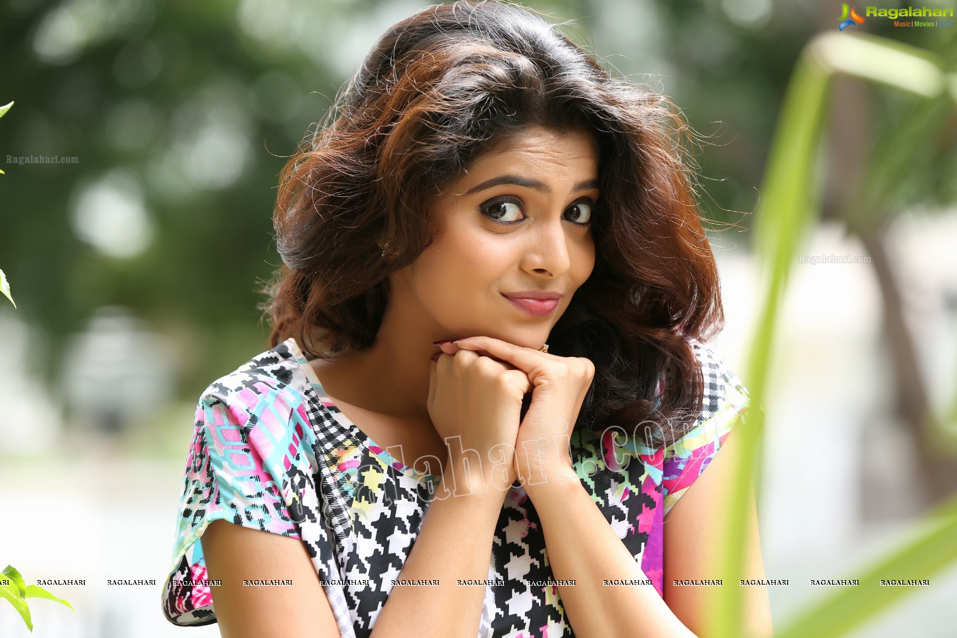 Shravyah (Exclusive) (High Definition)