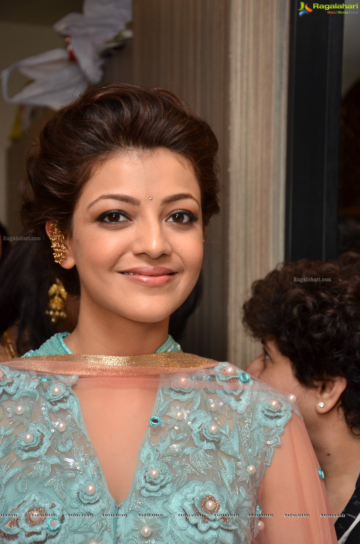 Kajal Aggarwal at Mugdha Art Studio Launch, Photo Gallery