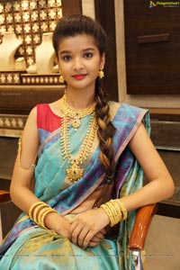 Krutika Photos