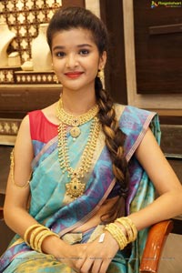 Krutika Photos