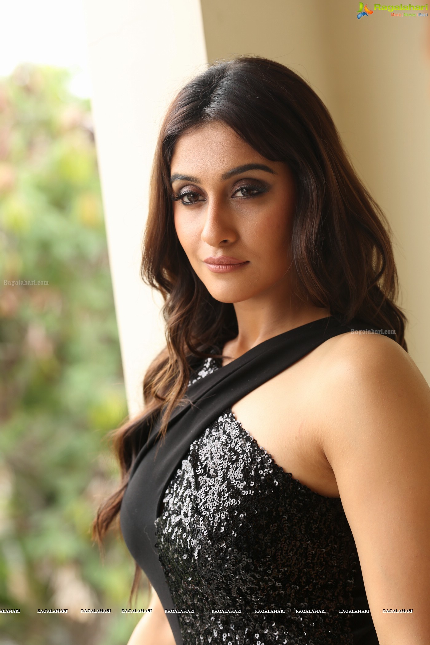 Regina Cassandra (Posters)