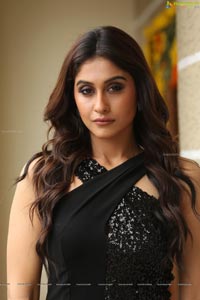 Regina Cassandra