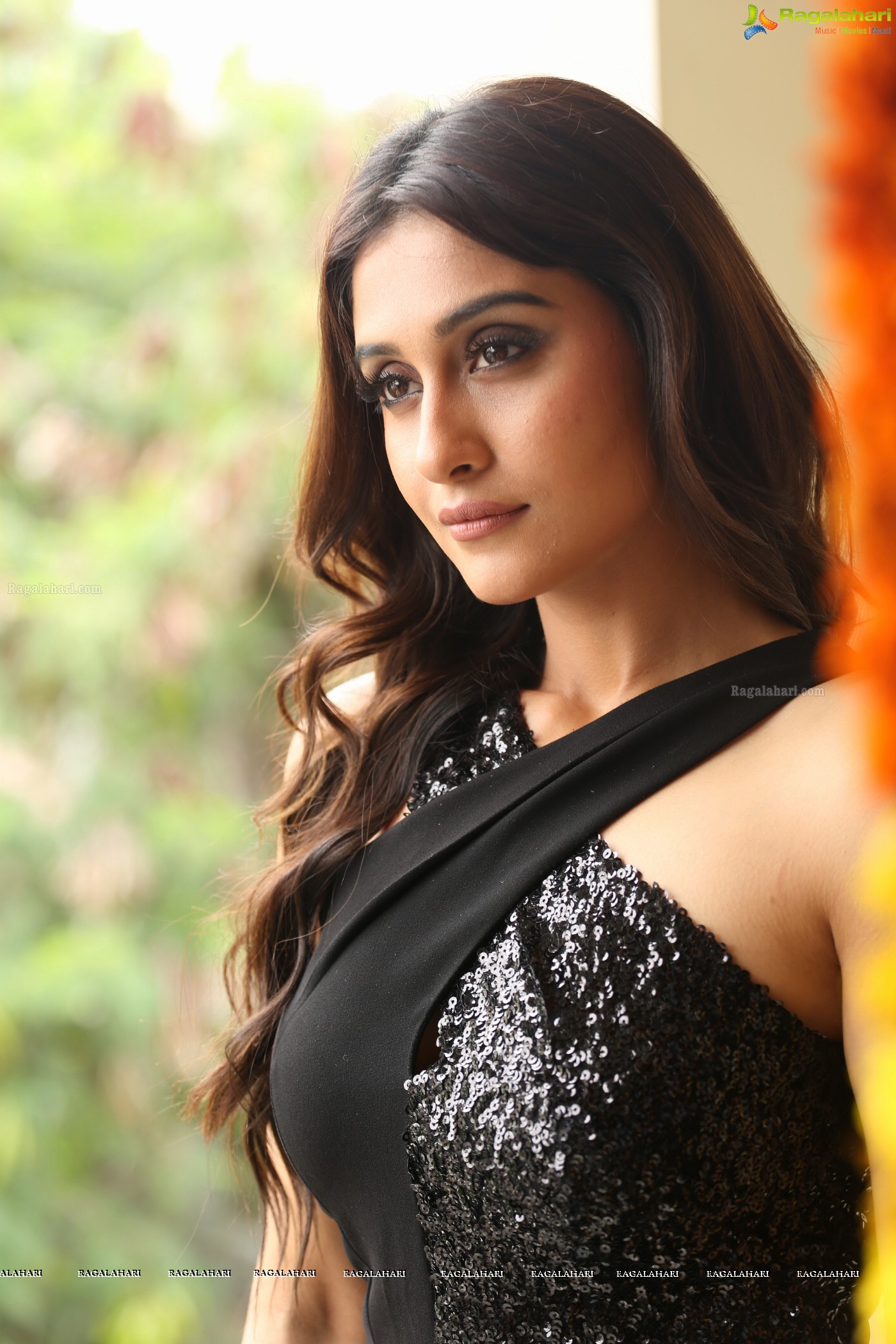 Regina Cassandra (Posters)