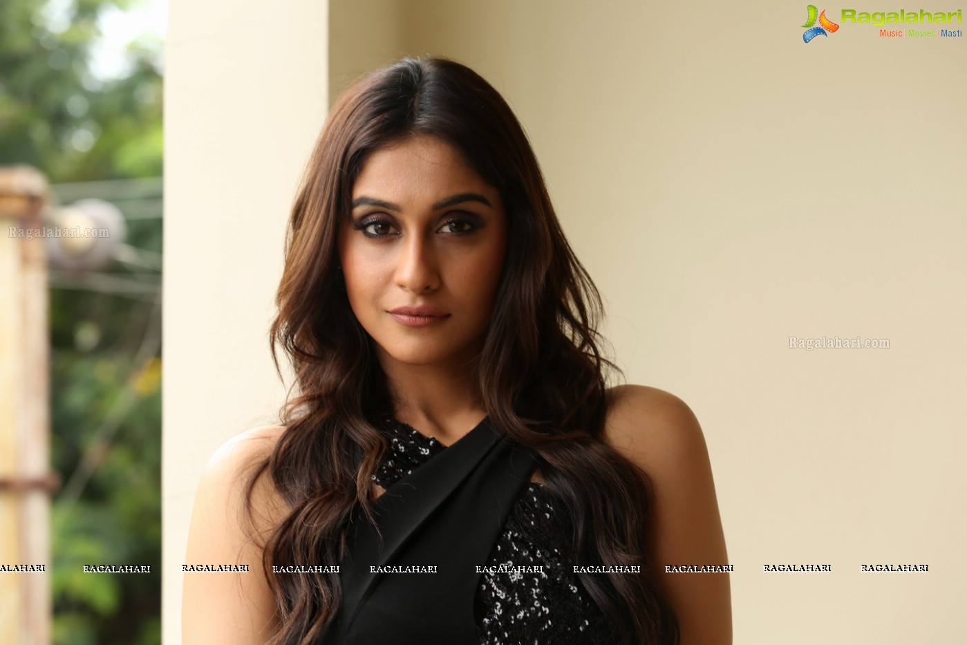 Regina Cassandra (Posters)