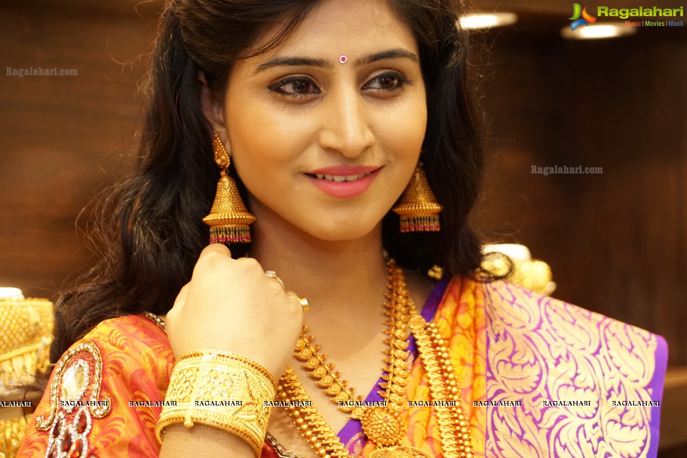 Shamili Sounderajan (Posters)