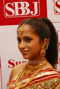 Aasheeka at Surajbhan Babulal Jewellers Designer Jewellery Launch