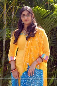 Shamili Photo Gallery from Oye