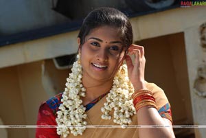 Shamili Photo Gallery from Oye